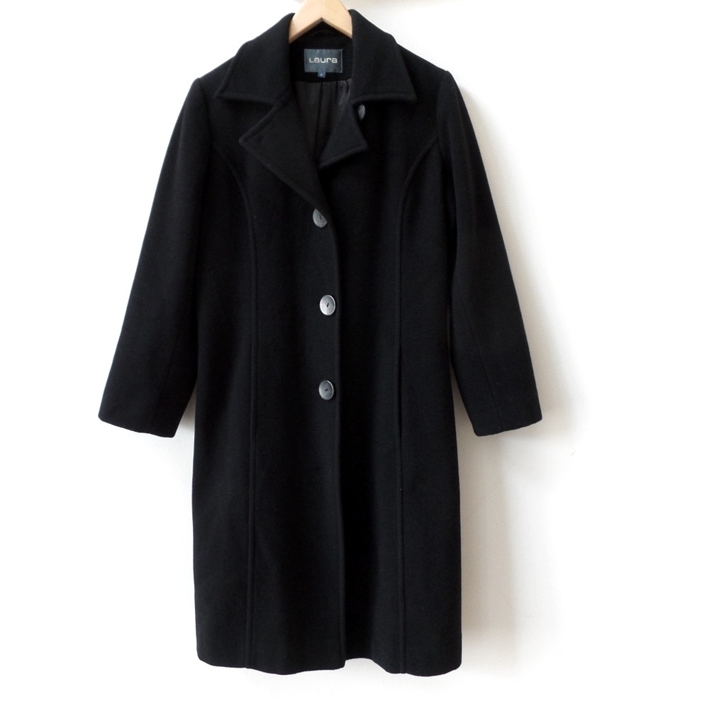 Laura Canada (Fall/Winter Coat)